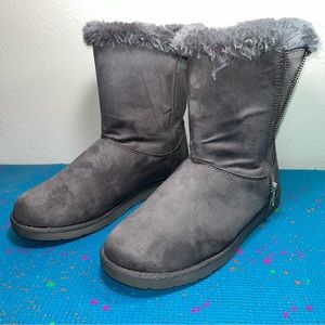 AIRWALK Women's Snow Winter Zipper Boots Size 9 Gray Suede dress casual faux fur